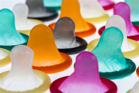 Blowjob ohne Kondom gegen Aufpreis Hure Tournai